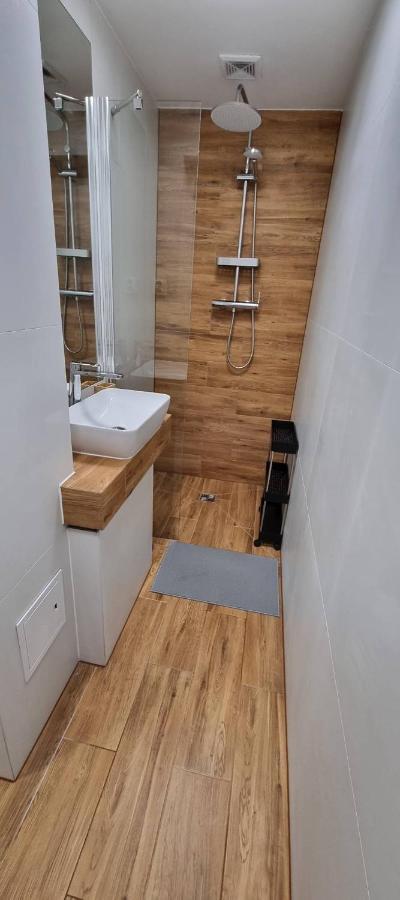 Tatarak Domki Na Mazurach - Apartament Z Duzym Tarasem Nad Jeziorem Walpusz Stare Kiejkuty Exteriör bild