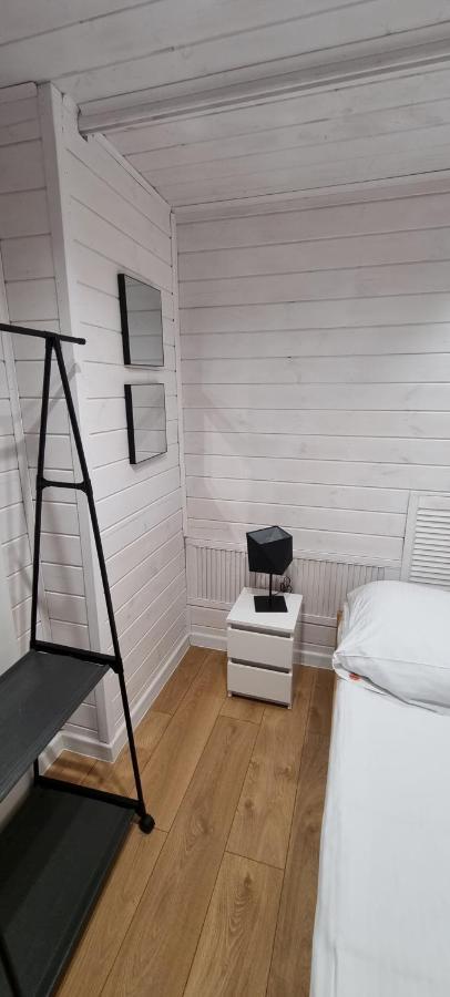 Tatarak Domki Na Mazurach - Apartament Z Duzym Tarasem Nad Jeziorem Walpusz Stare Kiejkuty Exteriör bild