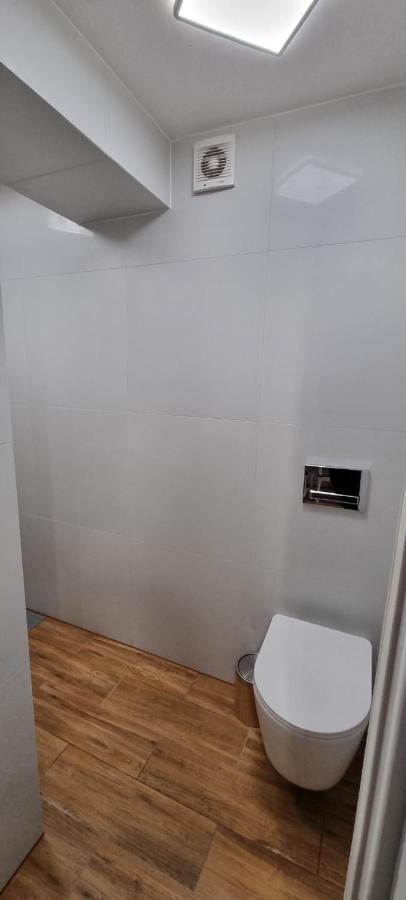 Tatarak Domki Na Mazurach - Apartament Z Duzym Tarasem Nad Jeziorem Walpusz Stare Kiejkuty Exteriör bild